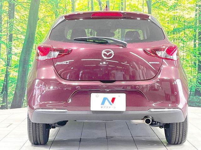 MAZDA2