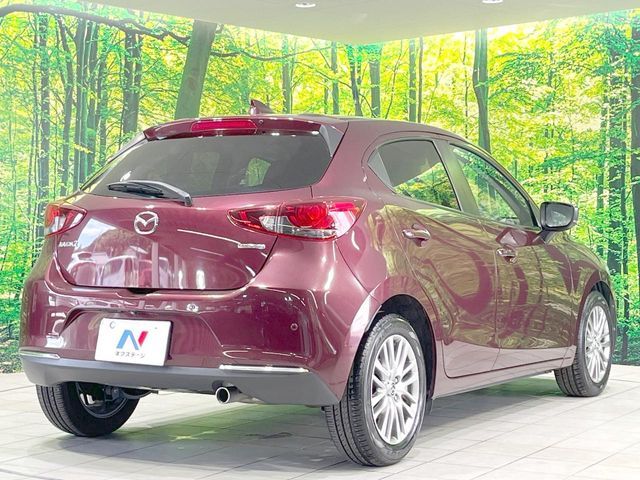 MAZDA2