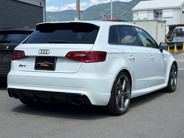 AUDI RS3 SPORTBACK