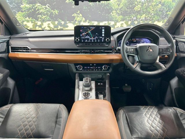 OUTLANDER PHEV
