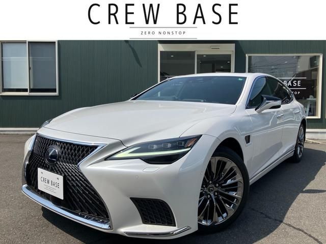 LEXUS LS500h 4WD