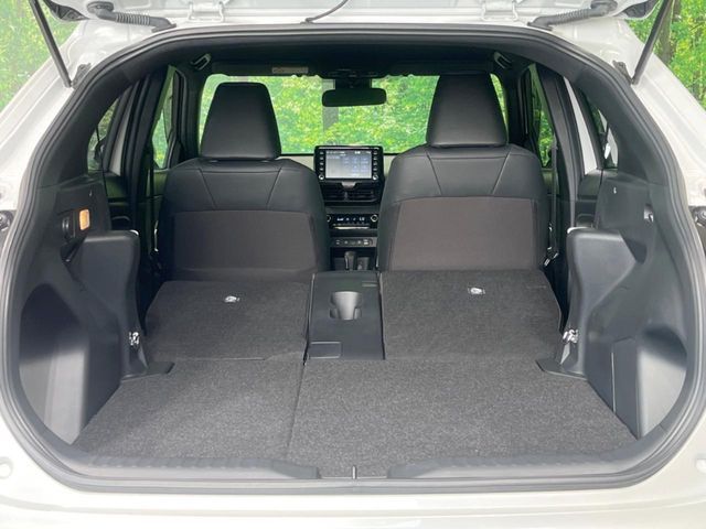 YARIS CROSS HYBRID