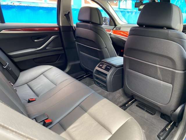 ALPINA D5 Limousine