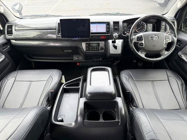 Hiace Wagon 2WD