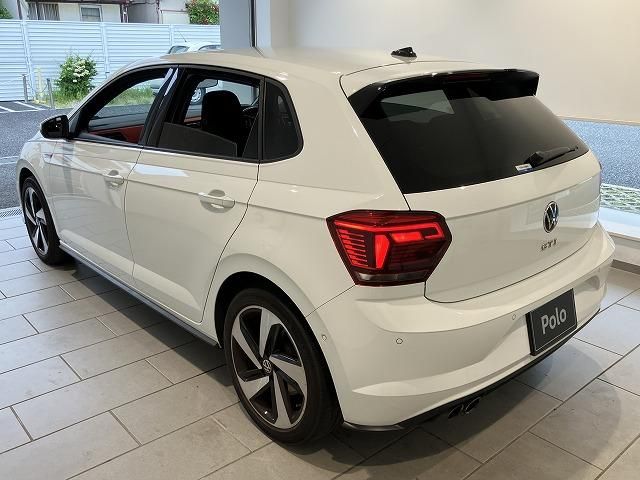 VOLKSWAGEN POLO GTI