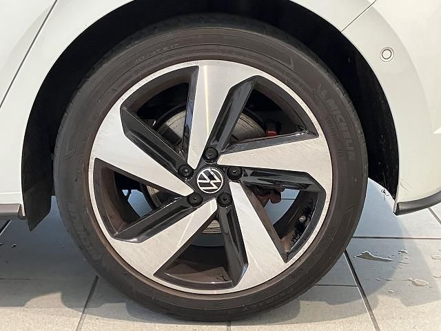 VOLKSWAGEN POLO GTI