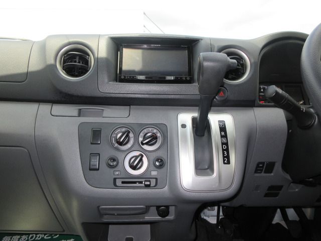 NV350 CARAVAN 1.2t