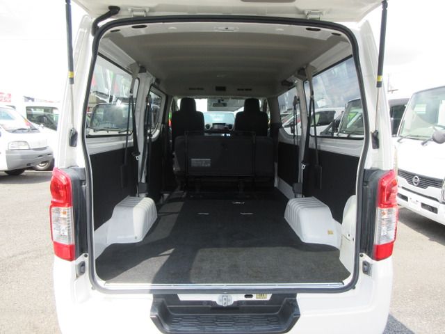 NV350 CARAVAN 1.2t