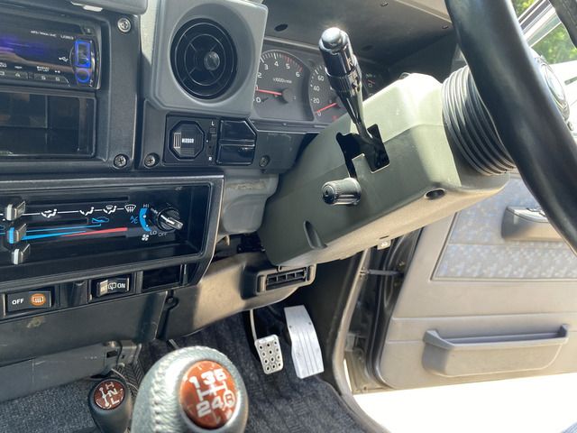LANDCRUISER van