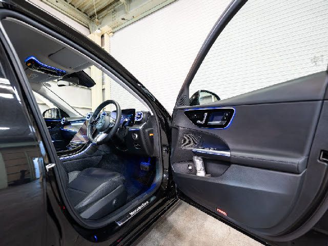 MERCEDES BENZ C class sedan