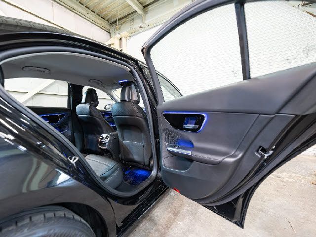 MERCEDES BENZ C class sedan