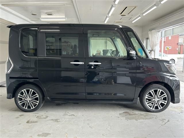 TANTO CUSTOM 4WD