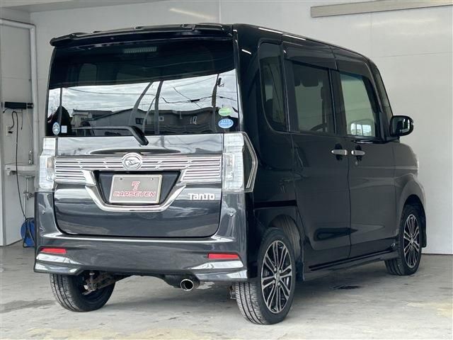 TANTO CUSTOM 4WD
