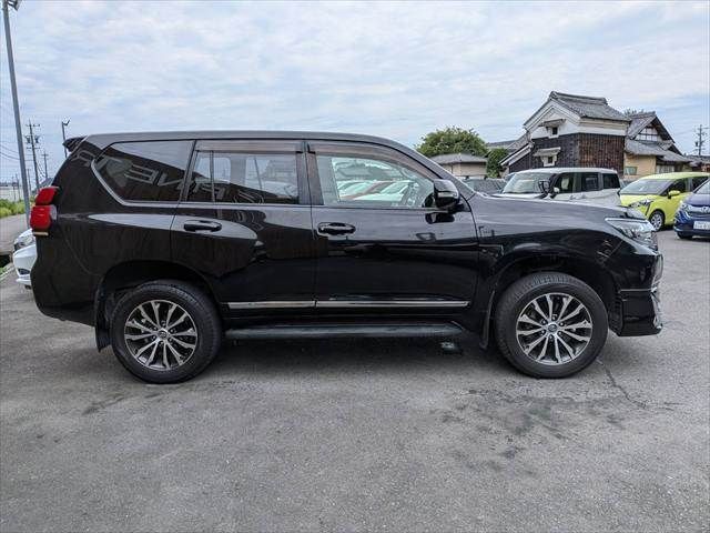 LANDCRUISER PRADO