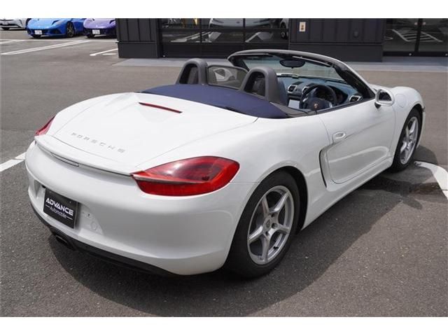 PORSCHE BOXSTER
