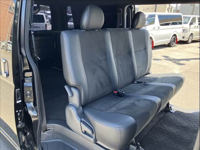 HIACE van 2WD