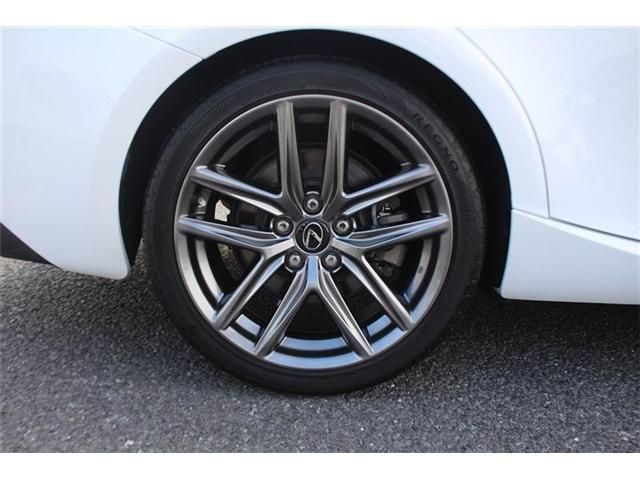 LEXUS IS300