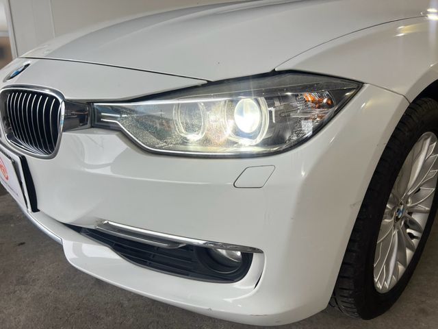 BMW 3series sedan