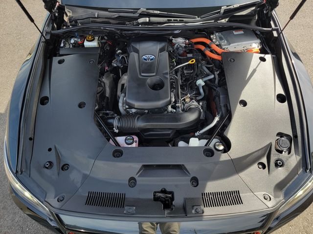 CROWN sedan hybrid