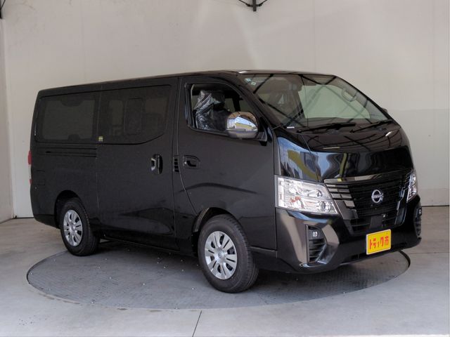 CARAVAN van 2WD