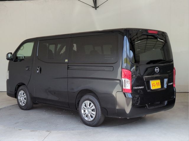 CARAVAN van 2WD