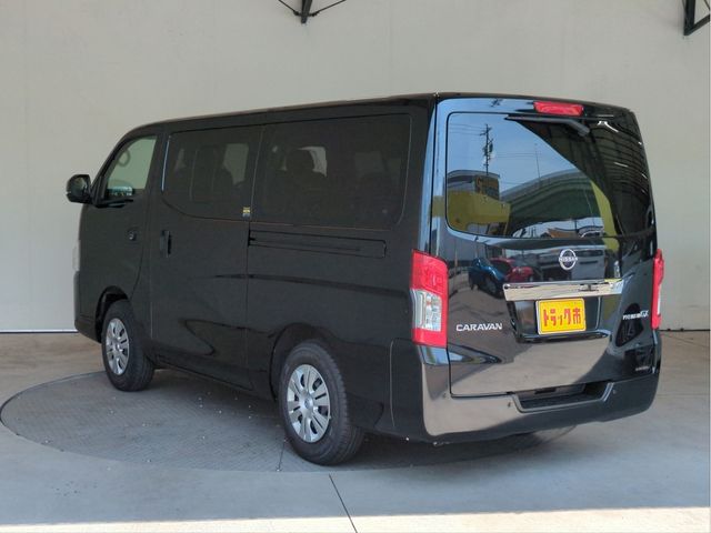 CARAVAN van 4WD