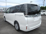 VOXY HYBRID