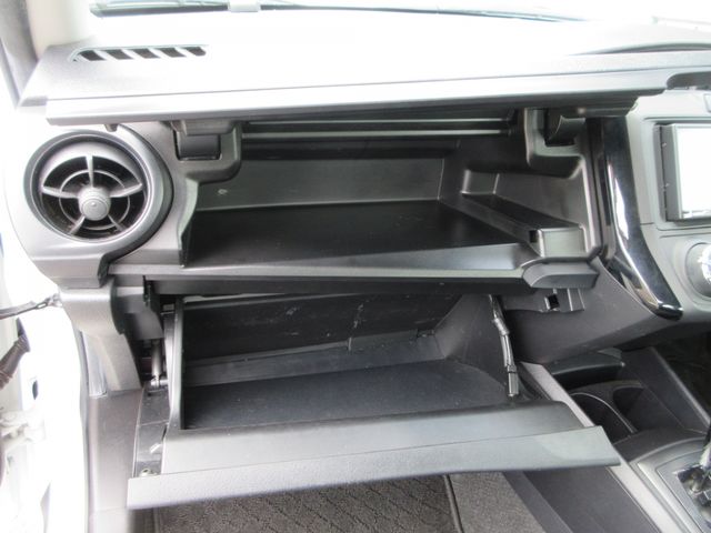 COROLLA AXIO 4WD