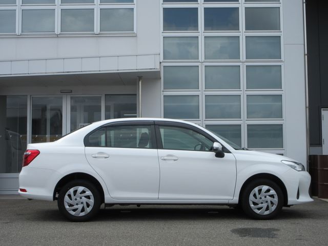 COROLLA AXIO 4WD
