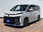 VOXY HYBRID