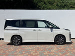 VOXY HYBRID