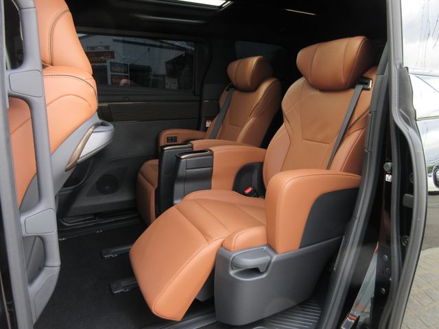 VELLFIRE HYBRID
