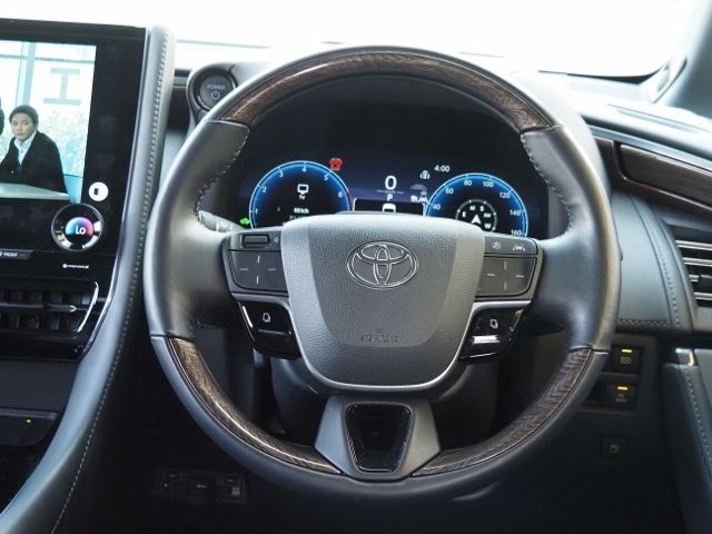 ALPHARD hybrid