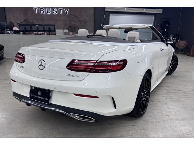 MERCEDES BENZ E class open