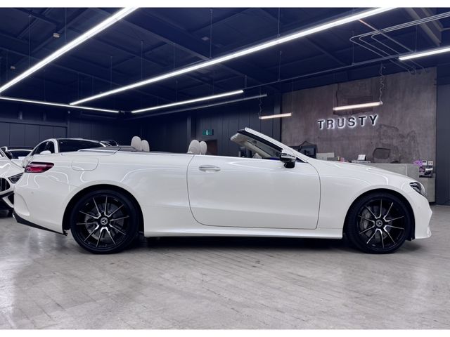 MERCEDES BENZ E class open