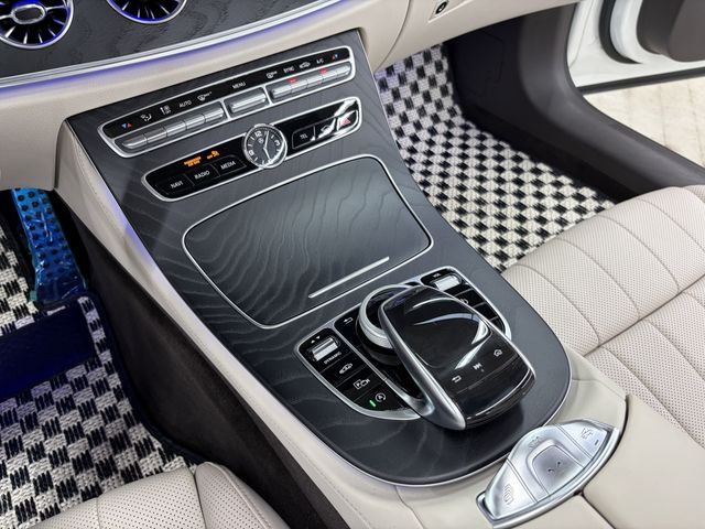 MERCEDES BENZ E class open