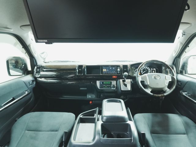 HIACE van 2WD