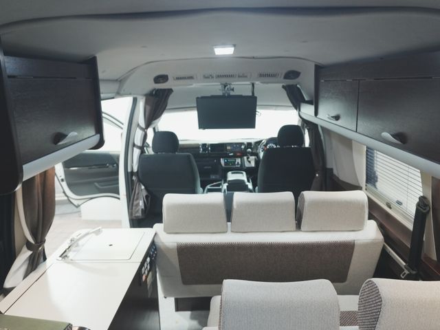 HIACE van 2WD