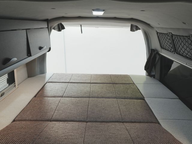 HIACE van 2WD