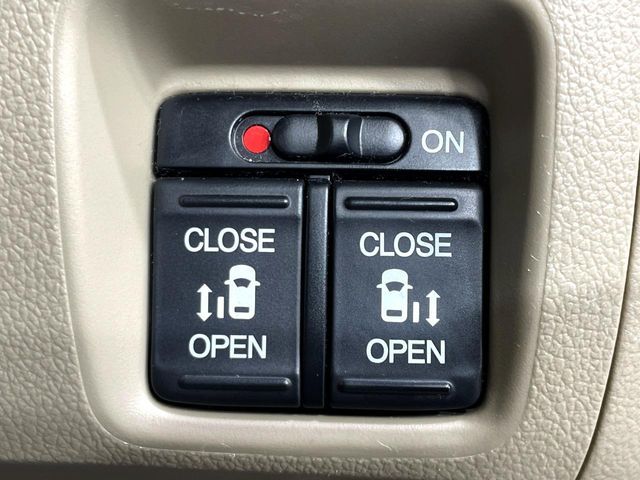 N BOX