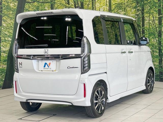 N BOX CUSTOM