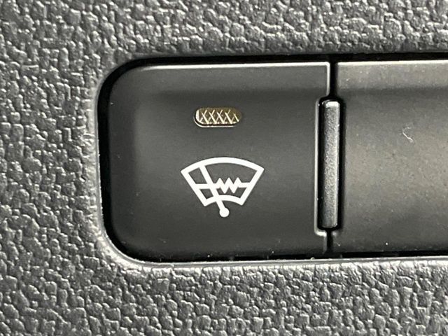 PRIUS 4WD