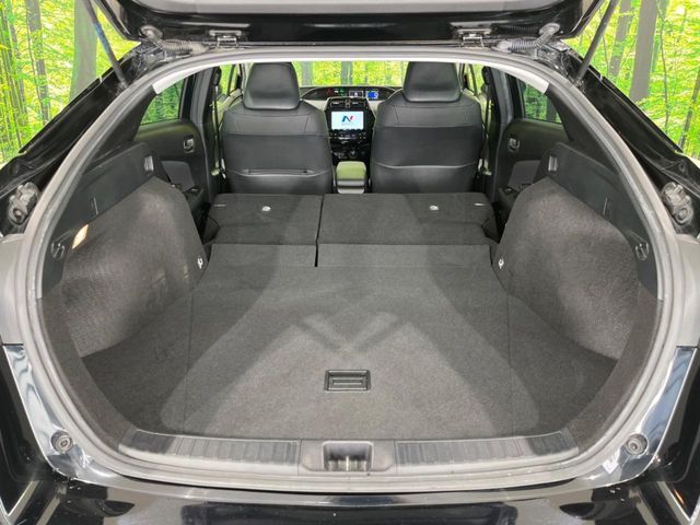 PRIUS 4WD