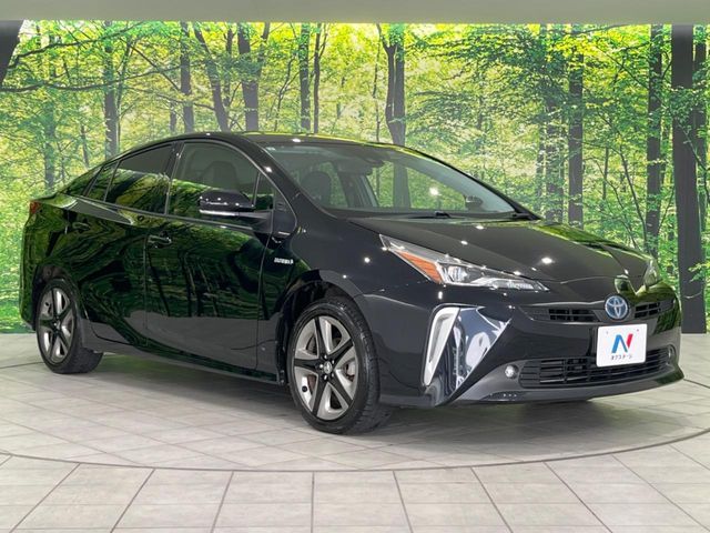 PRIUS 4WD