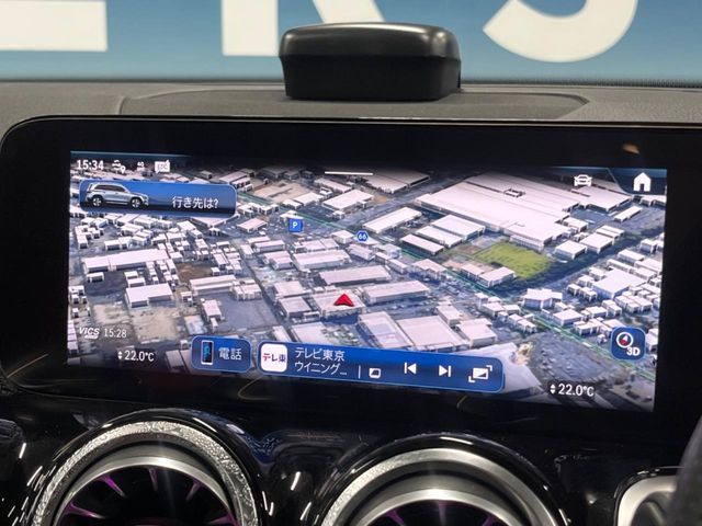 MERCEDES BENZ GLB