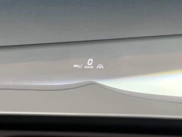 MERCEDES BENZ GLB
