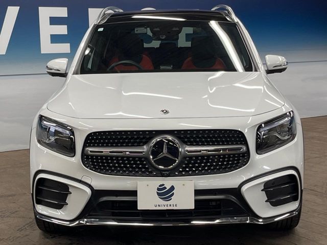 MERCEDES BENZ GLB