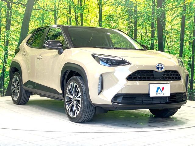 YARIS CROSS HYBRID