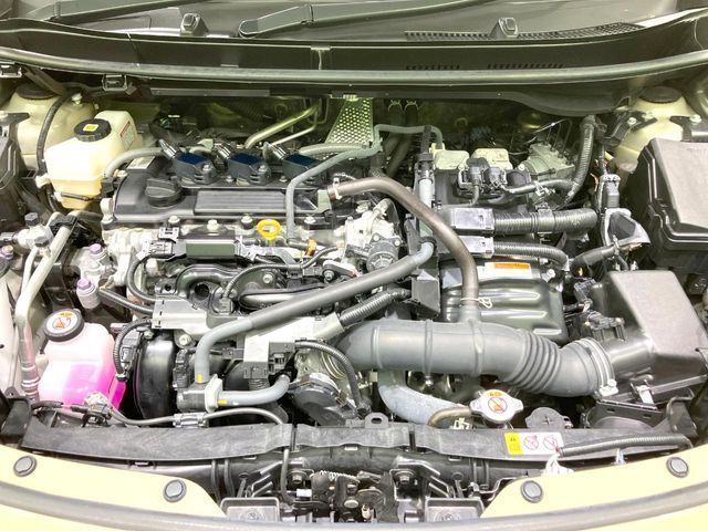YARIS CROSS HYBRID