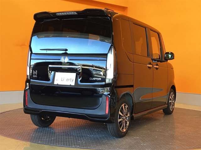 N BOX CUSTOM